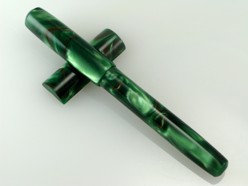 Bard, clipless, in Chocolate Mint Lucite