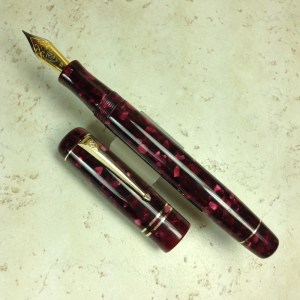 Baskerville in Quartz Burgundy Acrylic by Conway Stewart - Medium