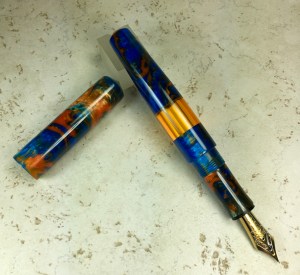 Idyll in Ocean's Fire Lava Lamp with Ink Window - Large