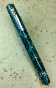 Idyll in Arctic Fog Vaper Swirl with custom clip - Small