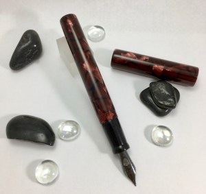 Aeterna in Omas Scarlet Red Celluloid - Medium