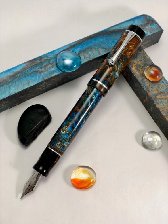 Chronicler in Mineral Sea & Black Ebonite - Large