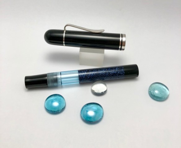 Pelikan Oldstyle in Parker Blue Lizard Celluloid & Black Ebonite - Medium