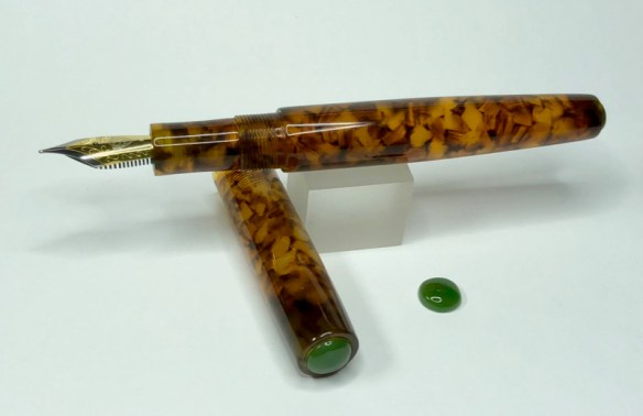 Illuminaire in Illuminated Amber Tortoise with Jade Cabochons - Small