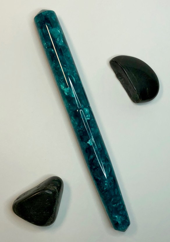 Idyll in Conway Stewart Turquoise Crush - Small