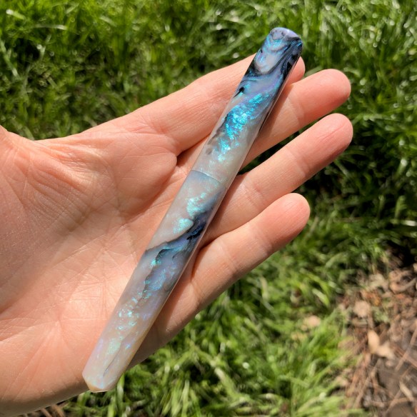 Idyll in Brooks Black Abalone - Small