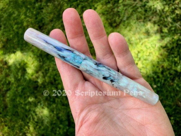 Idyll in Brooks White Abalone - Small