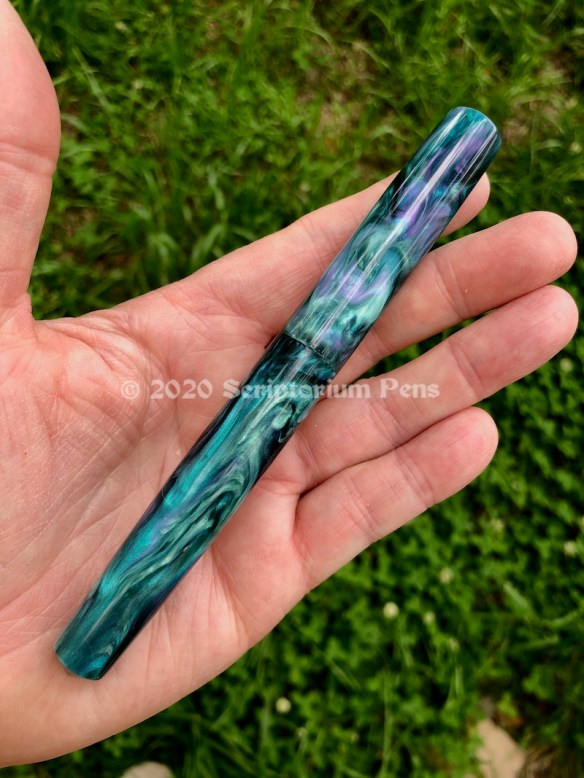 Idyll in Dupras Dark Teal Abalone - Small