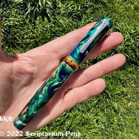 Idyll in Dupras Ocean Cenote with Nouveau Clip & Finial Bands in Silver - Medium