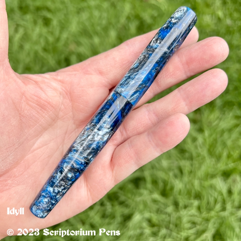 Idyll in Sea Smoke Lava Lamp - Small