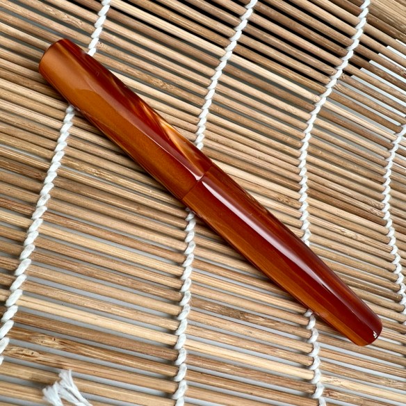 Idyll in Caramello Madrepearlato - Medium