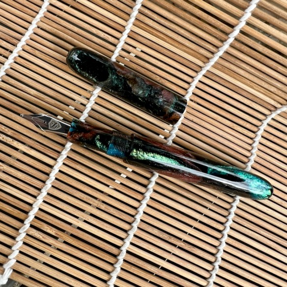 Zephyr in Absinthe Abalone - Small