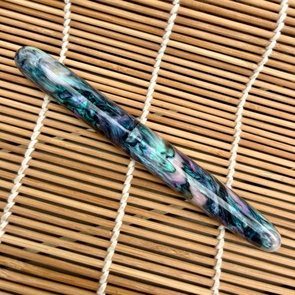 Zephyr in Black Mother of Pearl - Small